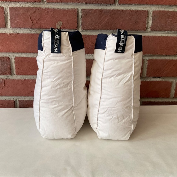 Hastens Down Boots Luxury Slippers Size M NWOT - Picture 4 of 16